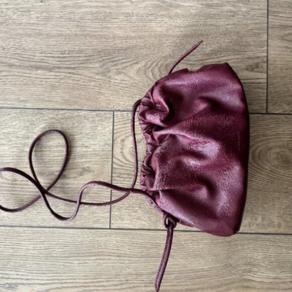 Mansur Gavriel Mini Cloud Clutch in Claret NWOT - Picture 5 of 9
